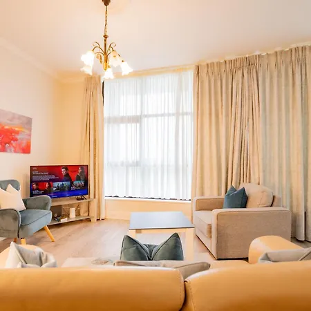 Apartament Long Walk Gem