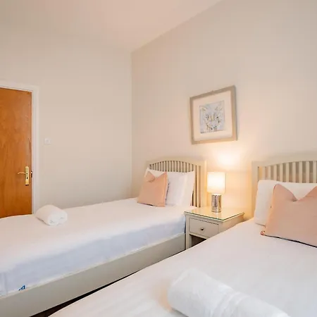 Apartament Long Walk Gem