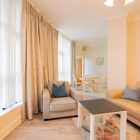 Long Walk Gem * Galway