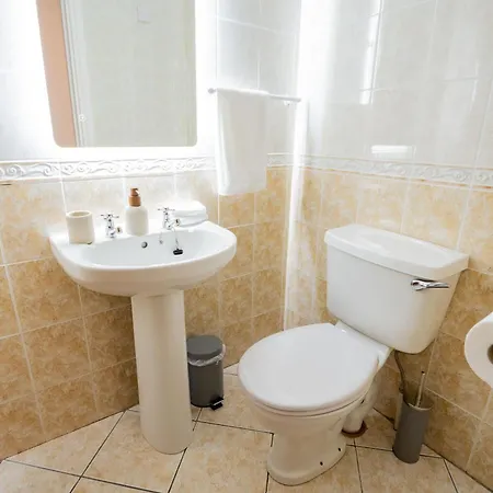 Long Walk Gem Apartment Galway