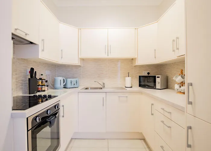 Long Walk Gem Galway