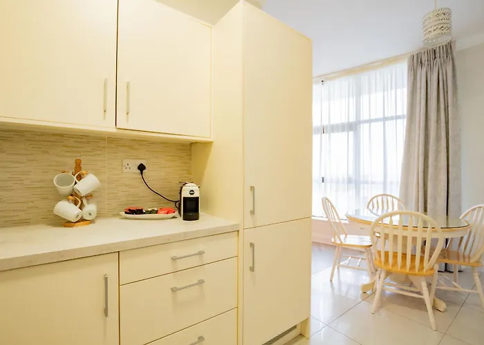 Long Walk Gem アパート *