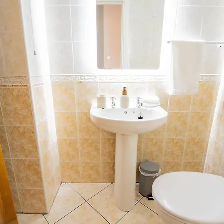 Long Walk Gem 골웨이